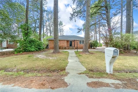 131 N Budding AVE Virginia Beach VA 23452