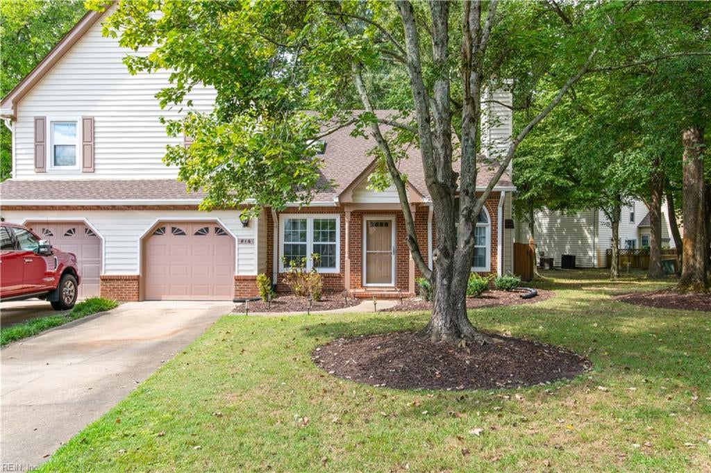 Photo of 816 Shenandoah River Road, Chesapeake, VA 23320 (MLS # 10654480)
