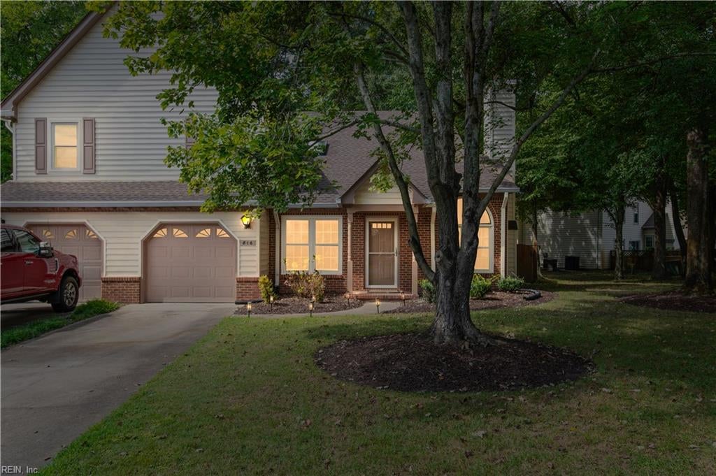 Photo of 816 Shenandoah River Road, Chesapeake, VA 23320 (MLS # 10654480)
