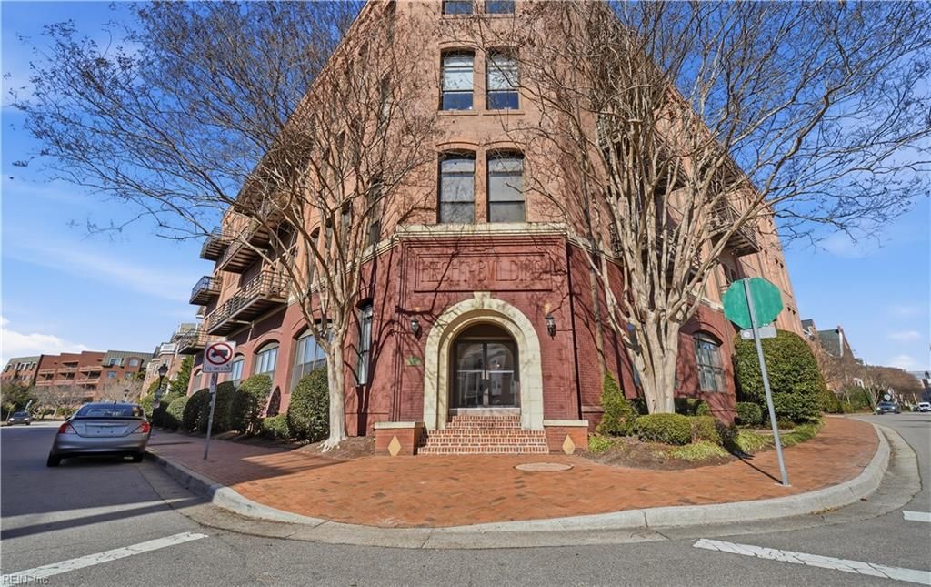 Photo of 230 W Tazewell Street #209, Norfolk, VA 23510 (MLS # 10618249)