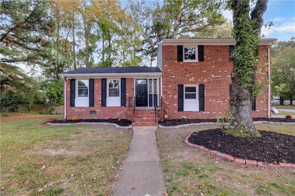 Photo of 2 Edith Key Street, Hampton, VA 23666 (MLS # 10607601)