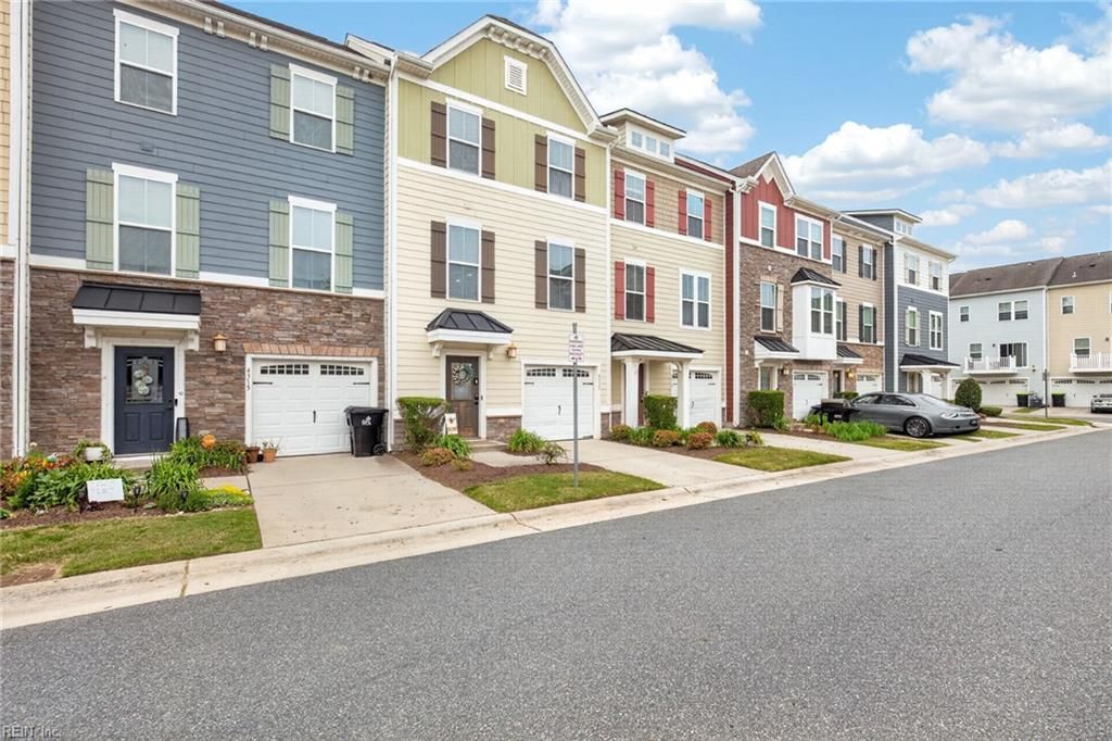 Photo of 4317 Salt Marsh Lane, Chesapeake, VA 23324 (MLS # 10634882)