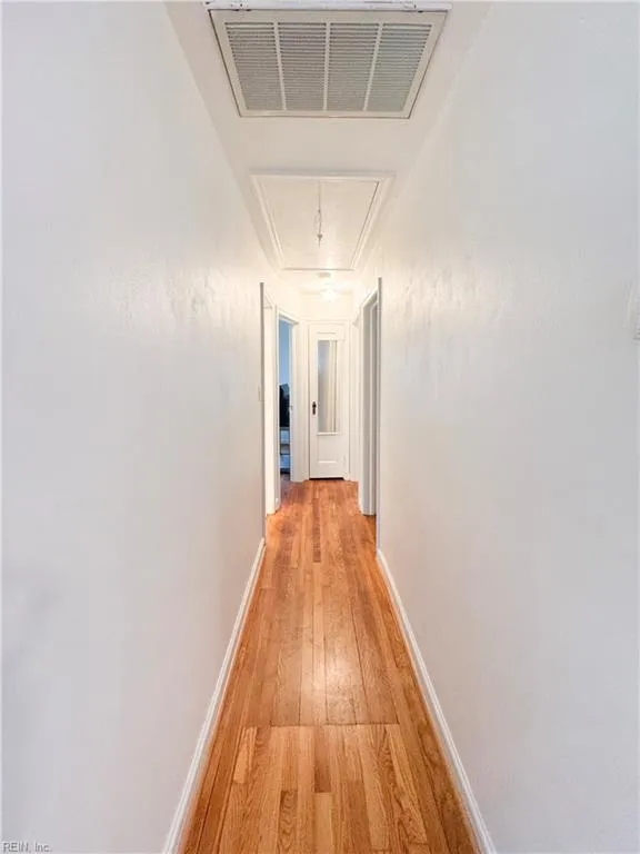 Hampton, Virginia 23669, United States, 3 Bedrooms Bedrooms, ,1 BathroomBathrooms,Residential,Active,208372