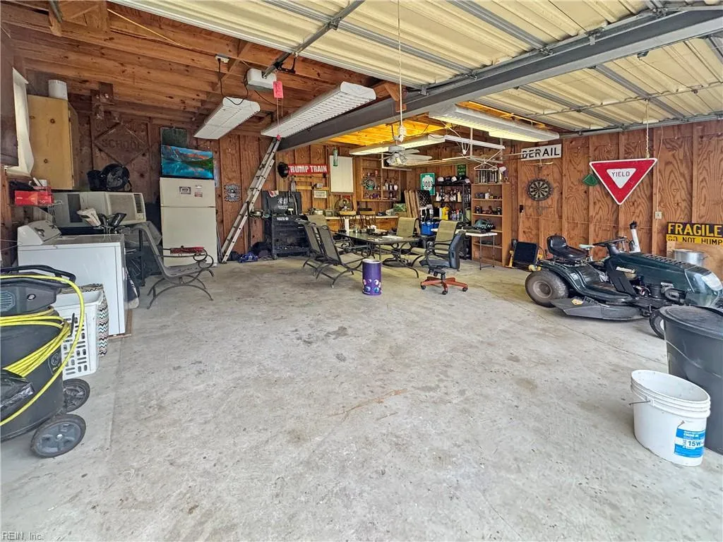 Hampton, Virginia 23669, United States, 3 Bedrooms Bedrooms, ,1 BathroomBathrooms,Residential,Active,208372