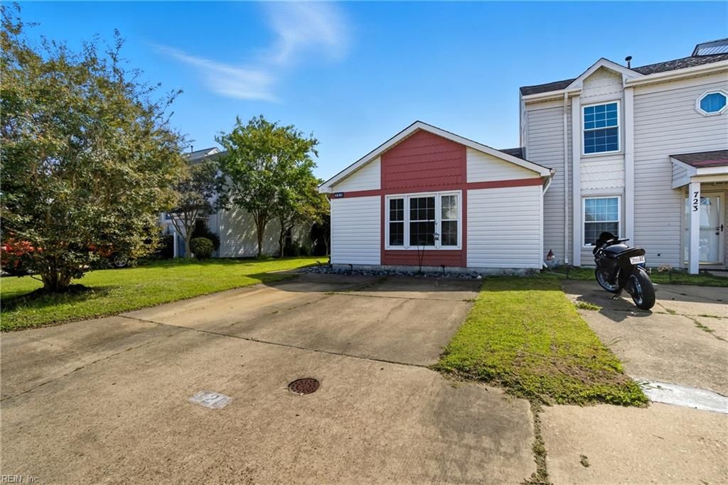 Photo of 721 Goodard Drive, Virginia Beach, VA 23454 (MLS # 10603221)