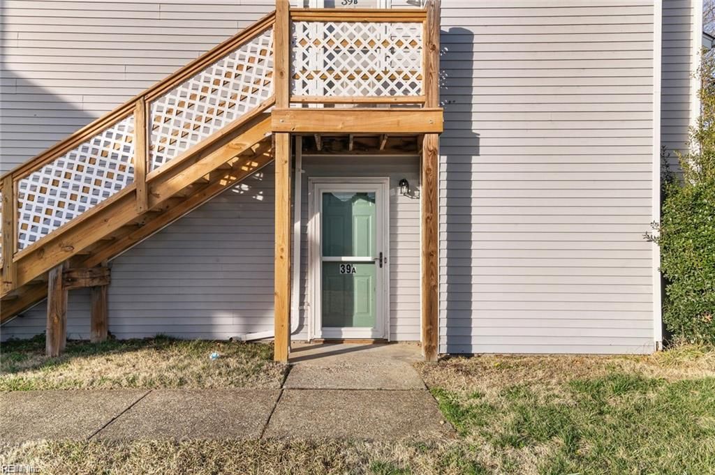 Photo of 39 Lyford Key #A, Hampton, VA 23666 (MLS # 10616001)