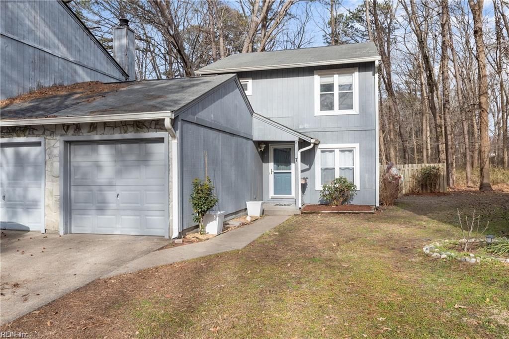 Photo of 7 Mosely Circle, Chesapeake, VA 23320 (MLS # 10626324)