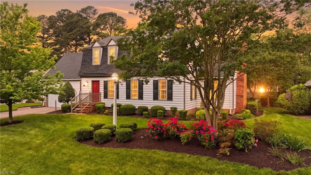 Photo of 3212 Mapleton Crescent, Chesapeake, VA 23321 (MLS # 10632002)