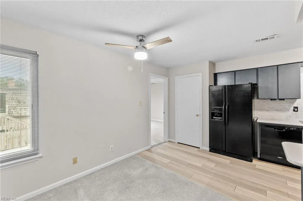 Virginia Beach, Virginia 23451, United States, 2 Bedrooms Bedrooms, ,2 BathroomsBathrooms,Residential,Active,219722