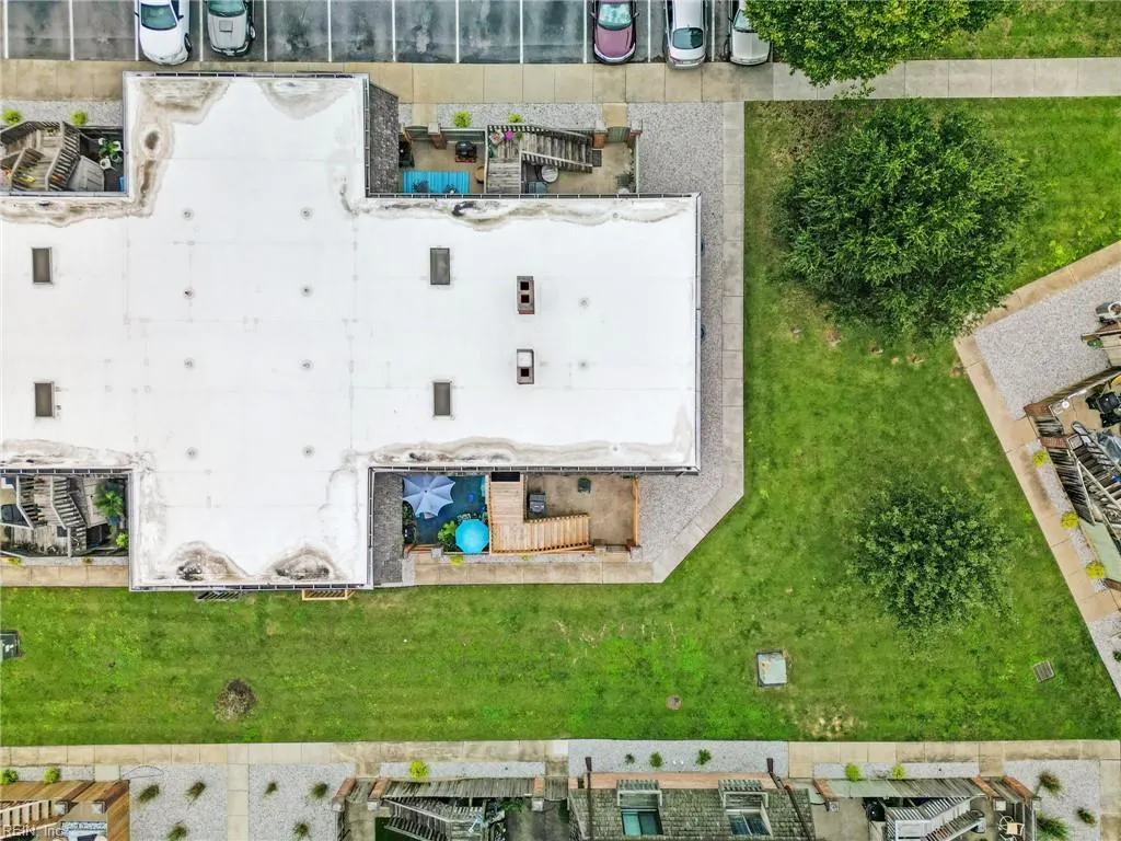 Virginia Beach, Virginia 23451, United States, 2 Bedrooms Bedrooms, ,2 BathroomsBathrooms,Residential,Active,219722