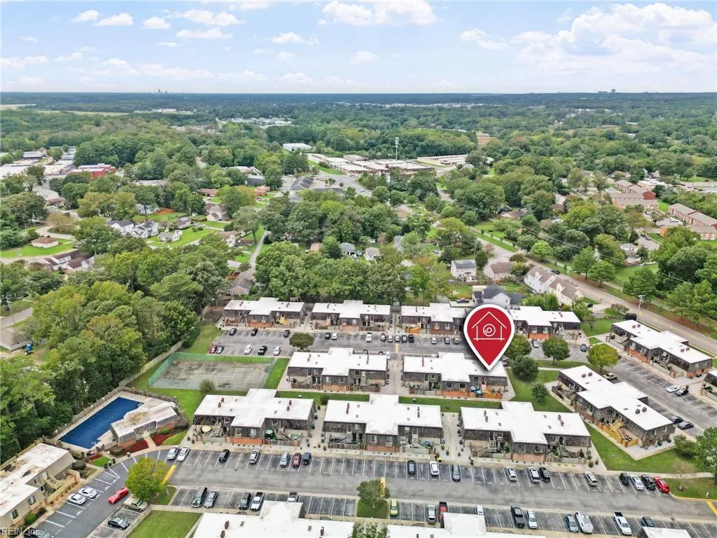 Virginia Beach, Virginia 23451, United States, 2 Bedrooms Bedrooms, ,2 BathroomsBathrooms,Residential,Active,219722