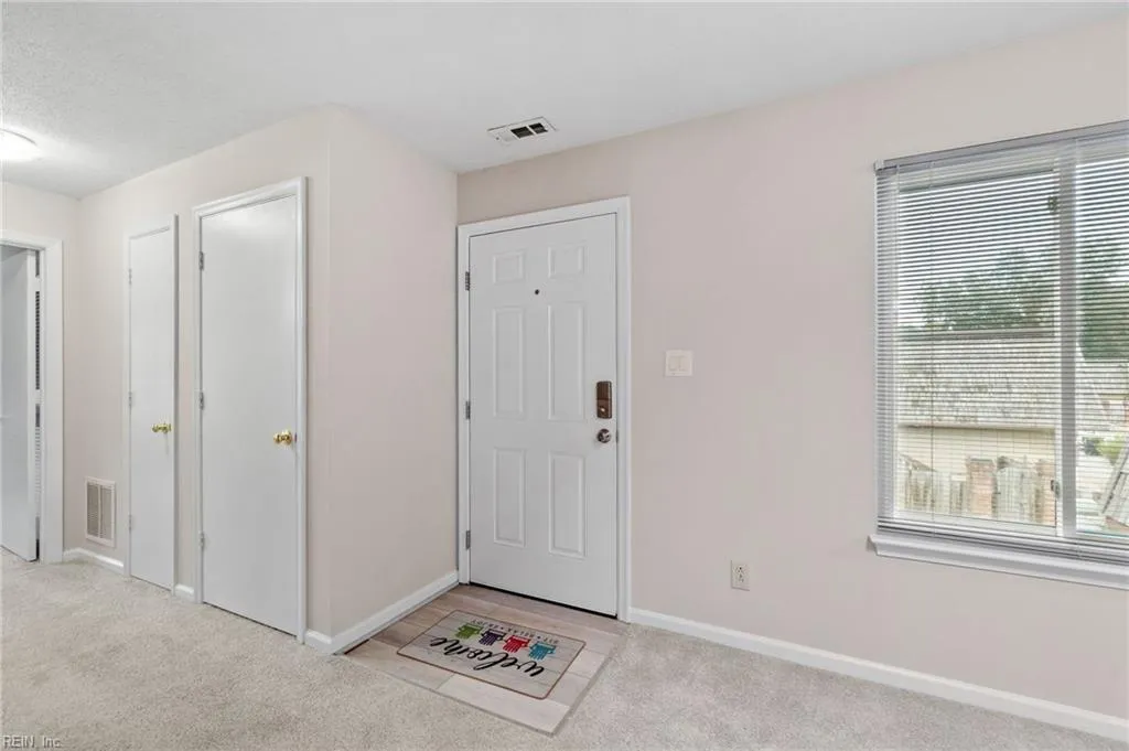 Virginia Beach, Virginia 23451, United States, 2 Bedrooms Bedrooms, ,2 BathroomsBathrooms,Residential,Active,219722