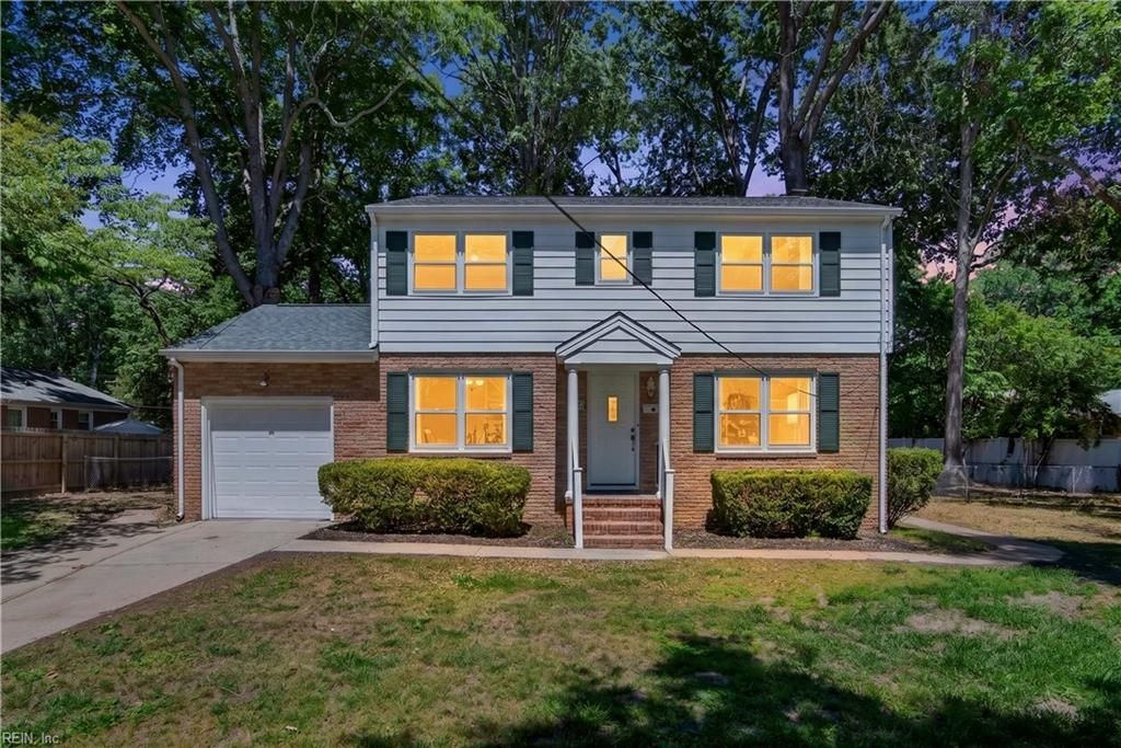 Photo of 892 Don Rett Circle, Newport News, VA 23608 (MLS # 10635007)
