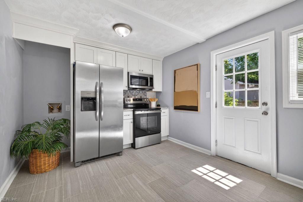 Photo of 4611 Robin Hood Road, Norfolk, VA 23513 (MLS # 10631563)