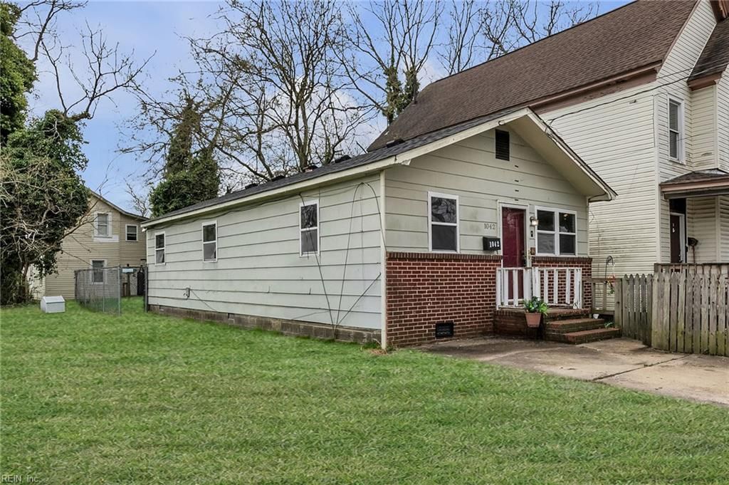 Photo of 1042 25th Street, Newport News, VA 23607 (MLS # 10625438)