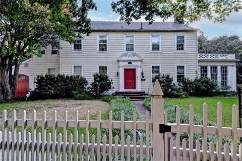 Photo of 5812 Huntington Avenue, Newport News, VA 23607 (MLS # 10652160)