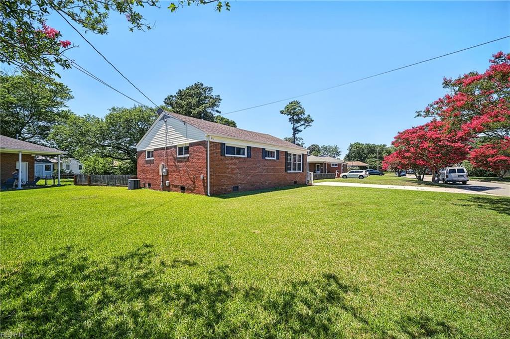 Photo of 2417 Saban Ave Avenue, Norfolk, VA 23518 (MLS # 10644334)