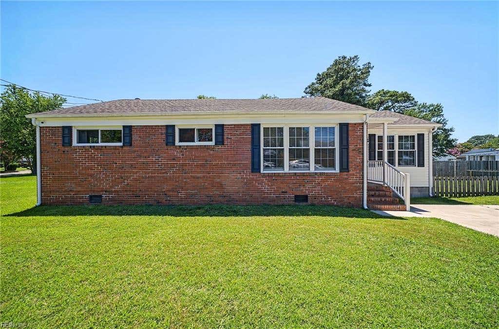 Photo of 2417 Saban Ave Avenue, Norfolk, VA 23518 (MLS # 10644334)
