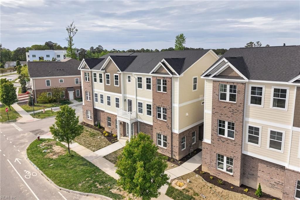 Photo of 621 COMMONWEALTH Boulevard, Yorktown, VA 23693 (MLS # 10634209)