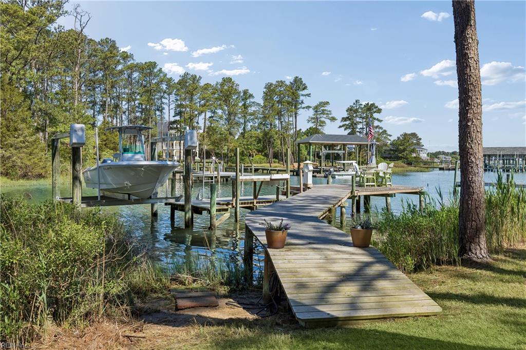 Yorktown, Virginia, 23692, United States, 4 Bedrooms Bedrooms, ,4 BathroomsBathrooms,Residential,Active,2052006