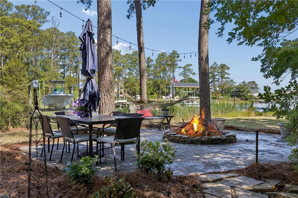 Yorktown, Virginia, 23692, United States, 4 Bedrooms Bedrooms, ,4 BathroomsBathrooms,Residential,Active,2052006