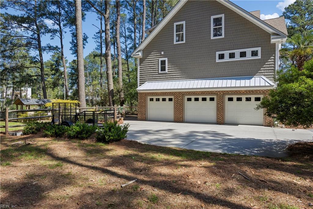 Yorktown, Virginia, 23692, United States, 4 Bedrooms Bedrooms, ,4 BathroomsBathrooms,Residential,Active,2052006