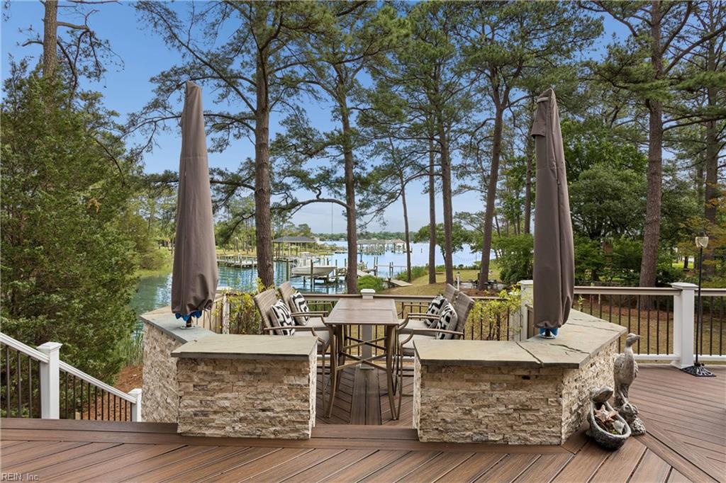 Yorktown, Virginia, 23692, United States, 4 Bedrooms Bedrooms, ,4 BathroomsBathrooms,Residential,Active,2052006