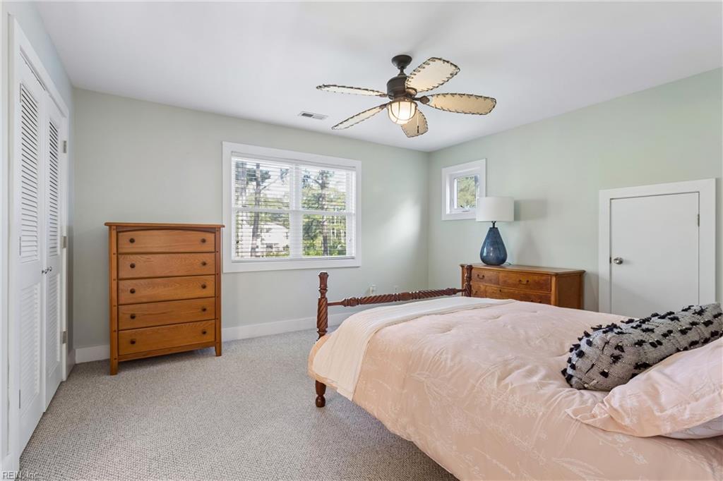 Yorktown, Virginia, 23692, United States, 4 Bedrooms Bedrooms, ,4 BathroomsBathrooms,Residential,Active,2052006