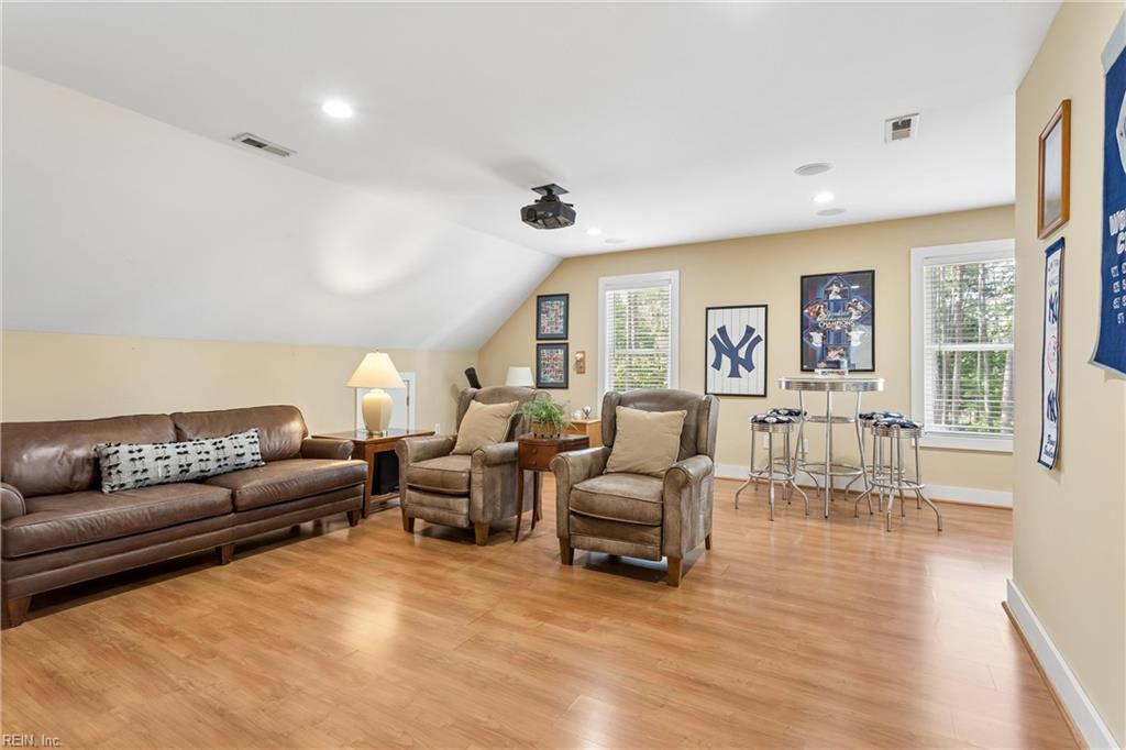 Yorktown, Virginia, 23692, United States, 4 Bedrooms Bedrooms, ,4 BathroomsBathrooms,Residential,Active,2052006