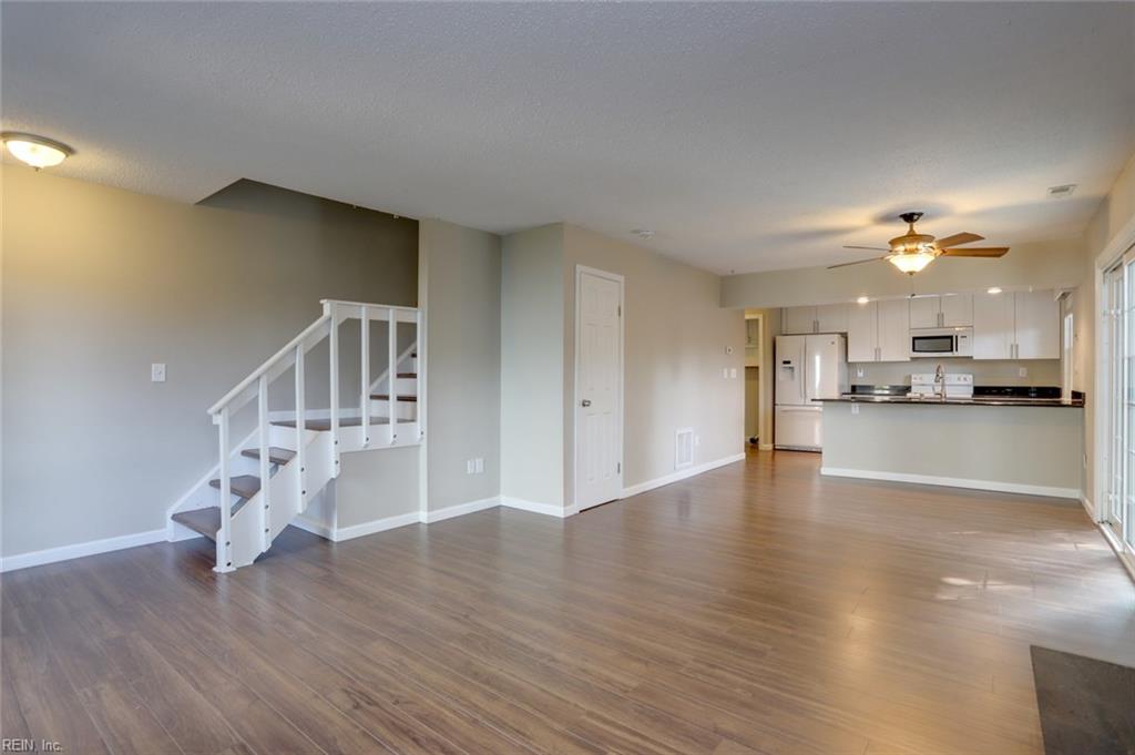 322 Ferdinand CIR