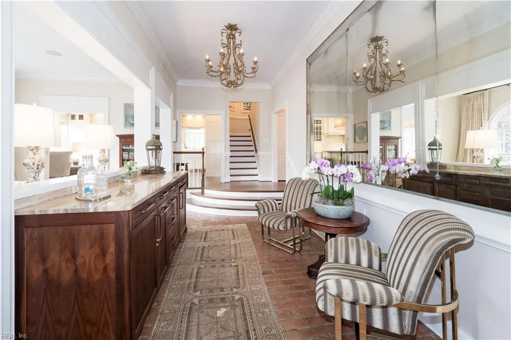 Virginia Beach, Virginia 23451, United States, 4 Bedrooms Bedrooms, ,5 BathroomsBathrooms,Residential,Pending,28442