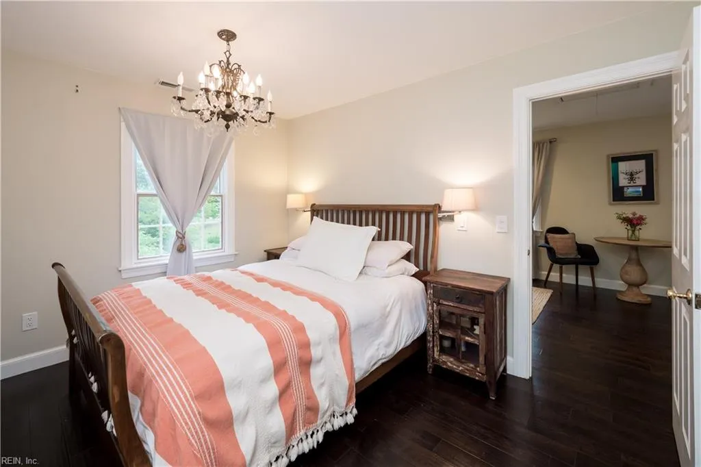 Virginia Beach, Virginia 23451, United States, 4 Bedrooms Bedrooms, ,5 BathroomsBathrooms,Residential,Pending,28442