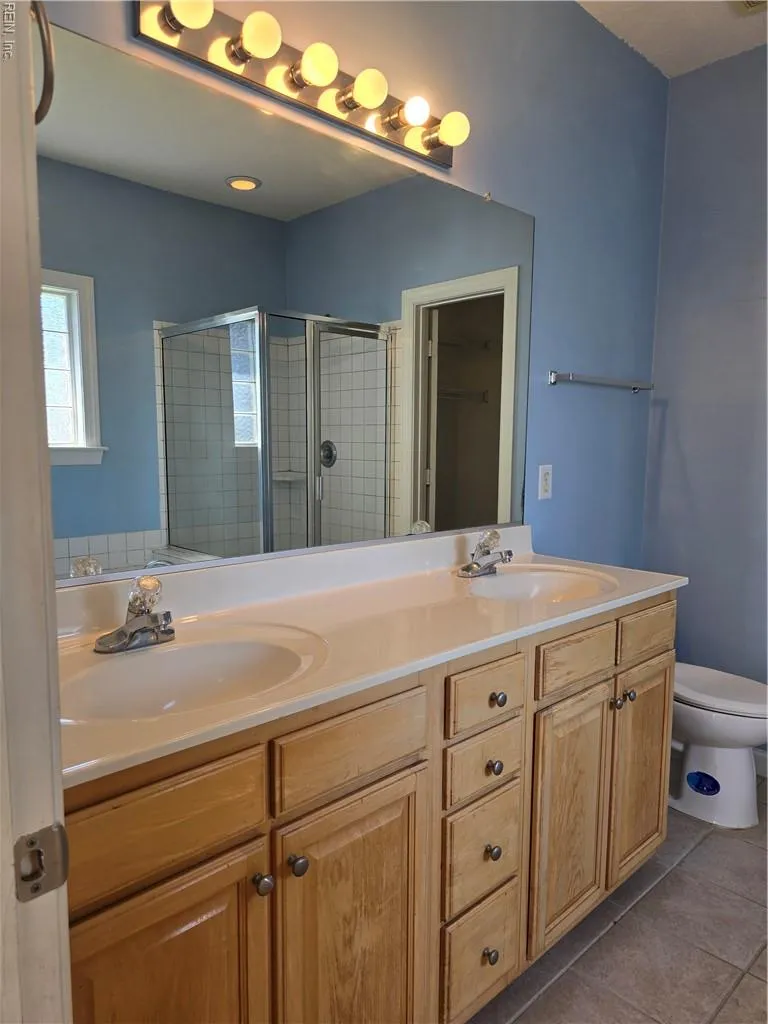 Chesapeake, Virginia 23320, United States, 4 Bedrooms Bedrooms, ,3 BathroomsBathrooms,Residential,Active,224304