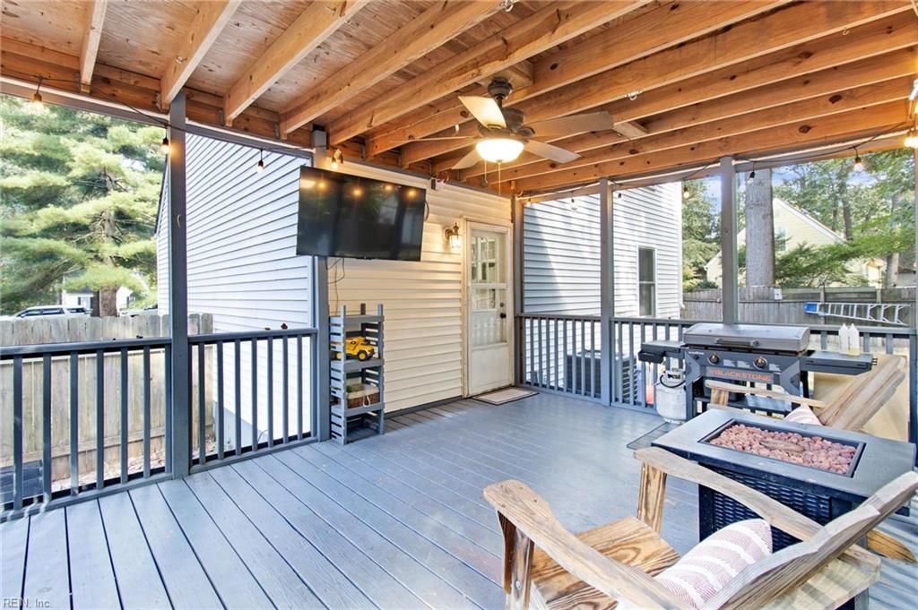 Photo of 6279 Jones Creek Drive, Gloucester, VA 23061 (MLS # 10604568)