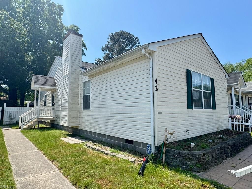 Photo of 42 Cooper Drive, Portsmouth, VA 23702 (MLS # 10631919)