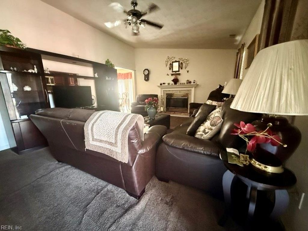 Photo of 3006 Ballentine Boulevard, Norfolk, VA 23509 (MLS # 10604752)