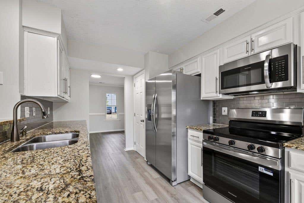 Photo of 6201 Glenrose Drive, Suffolk, VA 23435 (MLS # 10646372)