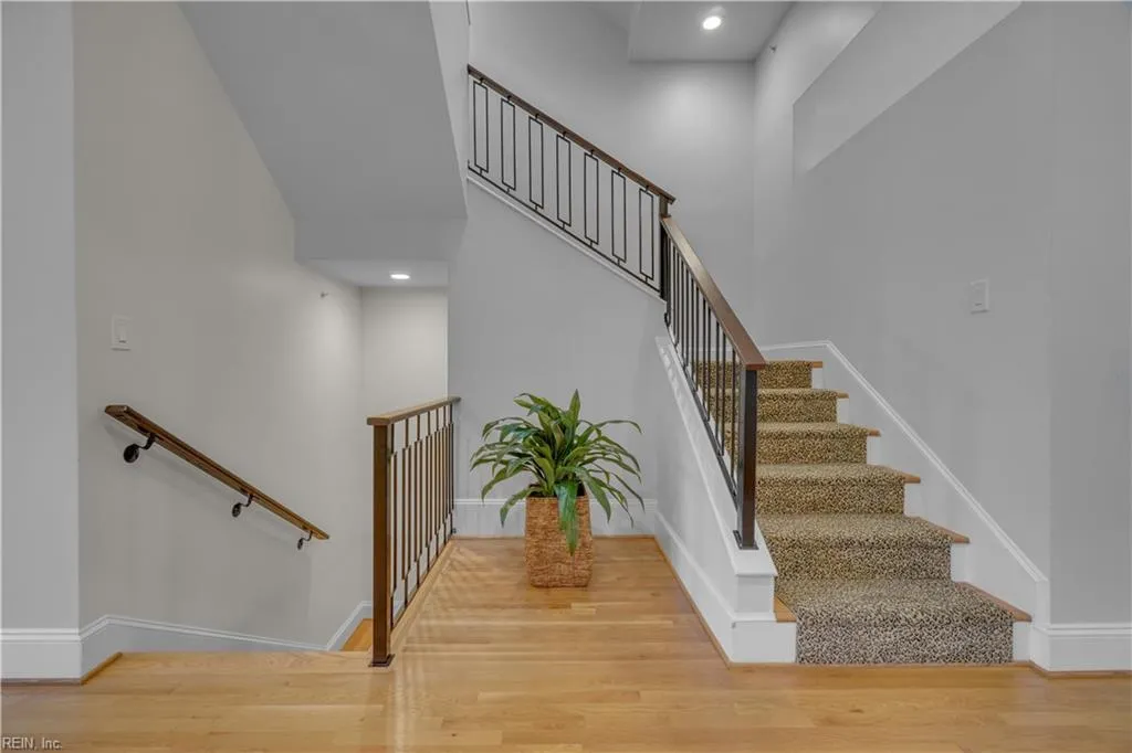 Norfolk, Virginia 23510, United States, 4 Bedrooms Bedrooms, ,4 BathroomsBathrooms,Residential,Active,174307