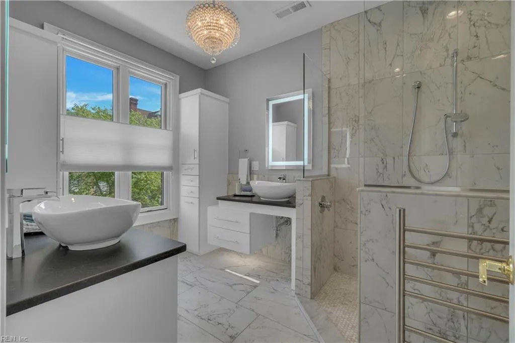 Norfolk, Virginia 23510, United States, 4 Bedrooms Bedrooms, ,4 BathroomsBathrooms,Residential,Active,174307