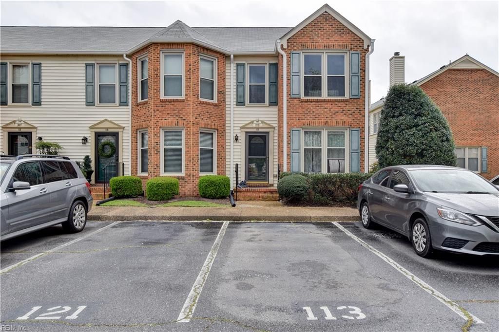 Photo of 113 River Point Lane, Suffolk, VA 23434 (MLS # 10636289)