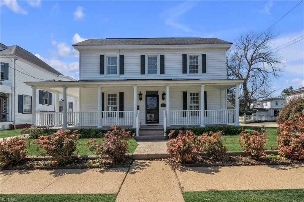 Photo of 329 Center Street, Hampton, VA 23669 (MLS # 10641933)
