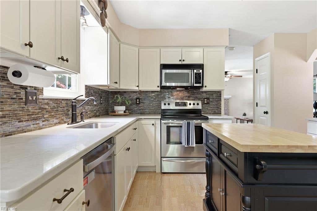 Photo of 1205 Cutspring Road, Chesapeake, VA 23322 (MLS # 10646647)
