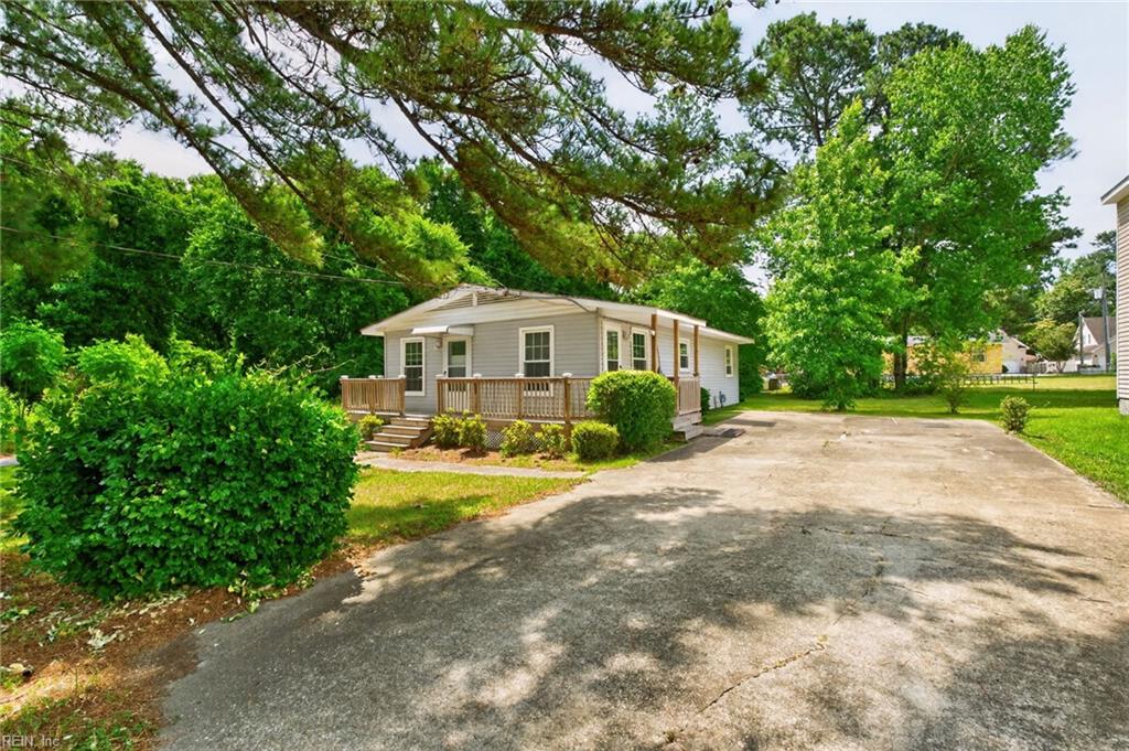 Photo of 5001 Clifton Street, Chesapeake, VA 23321 (MLS # 10655489)