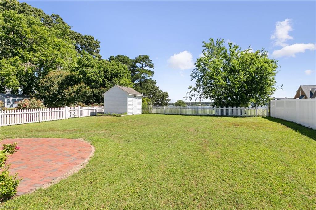 Photo of 104 Pulaski Street, Yorktown, VA 23690 (MLS # 10646153)
