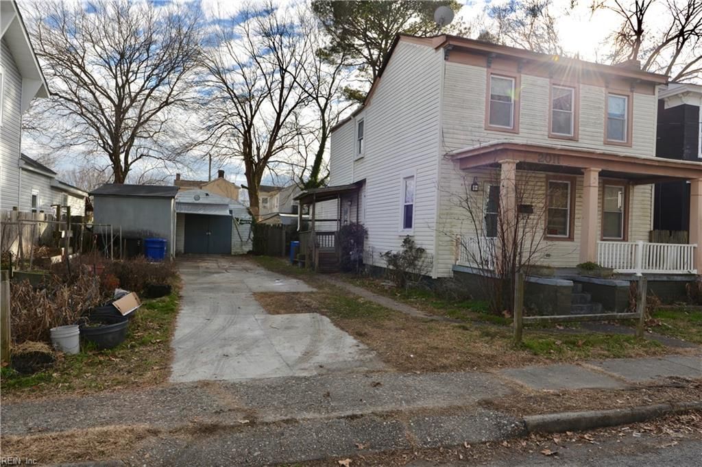 Photo of 2011 Holladay Street, Portsmouth, VA 23704 (MLS # 10617567)