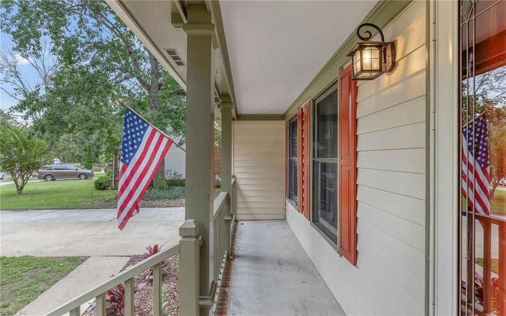 Photo of 812 Woodrow Court, Chesapeake, VA 23322 (MLS # 10604258)