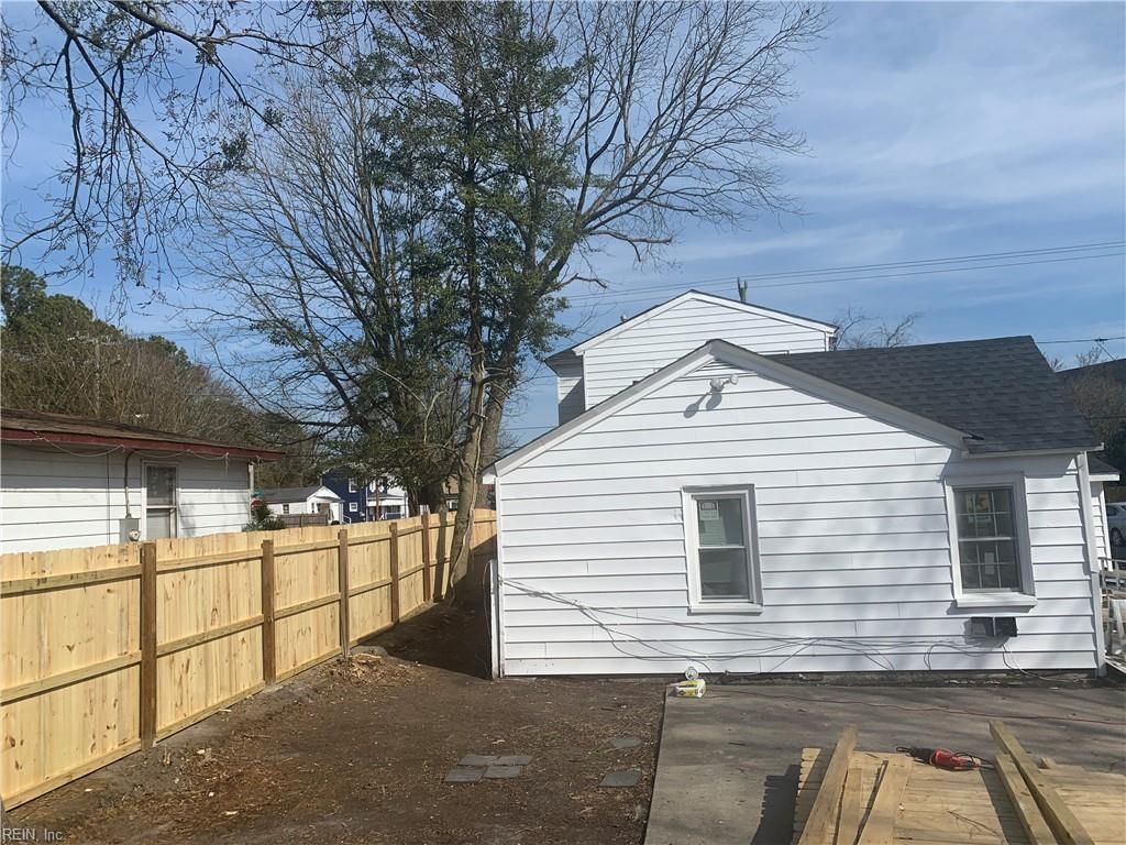Photo of 307 Wellons Street, Suffolk, VA 23434 (MLS # 10612073)