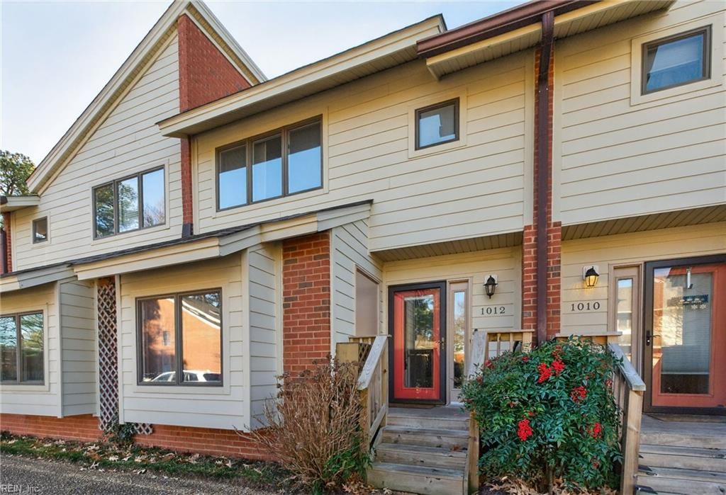 Photo of 1012 Coquina Chase, Virginia Beach, VA 23451 (MLS # 10617781)