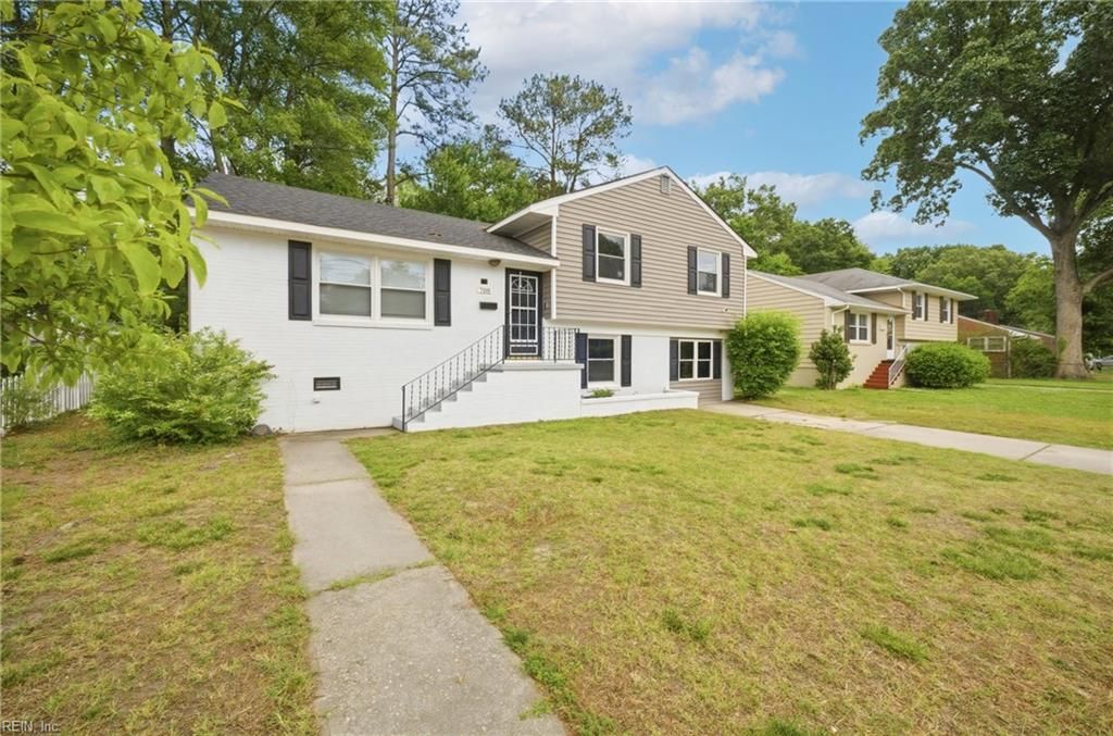 Photo of 708 Arlington Terrace, Hampton, VA 23666 (MLS # 10635273)
