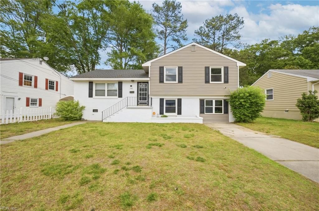 Photo of 708 Arlington Terrace, Hampton, VA 23666 (MLS # 10635273)